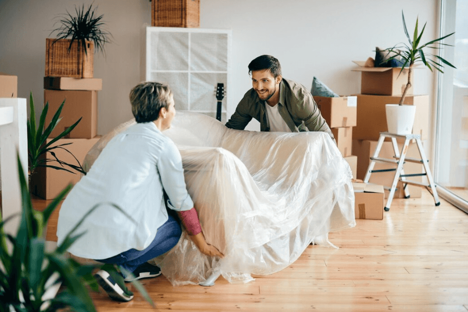 How to Protect Wooden Furniture During Transportation
